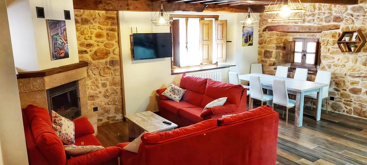 Los Campos Vivienda Vacacional Onís Eksteriør bilde